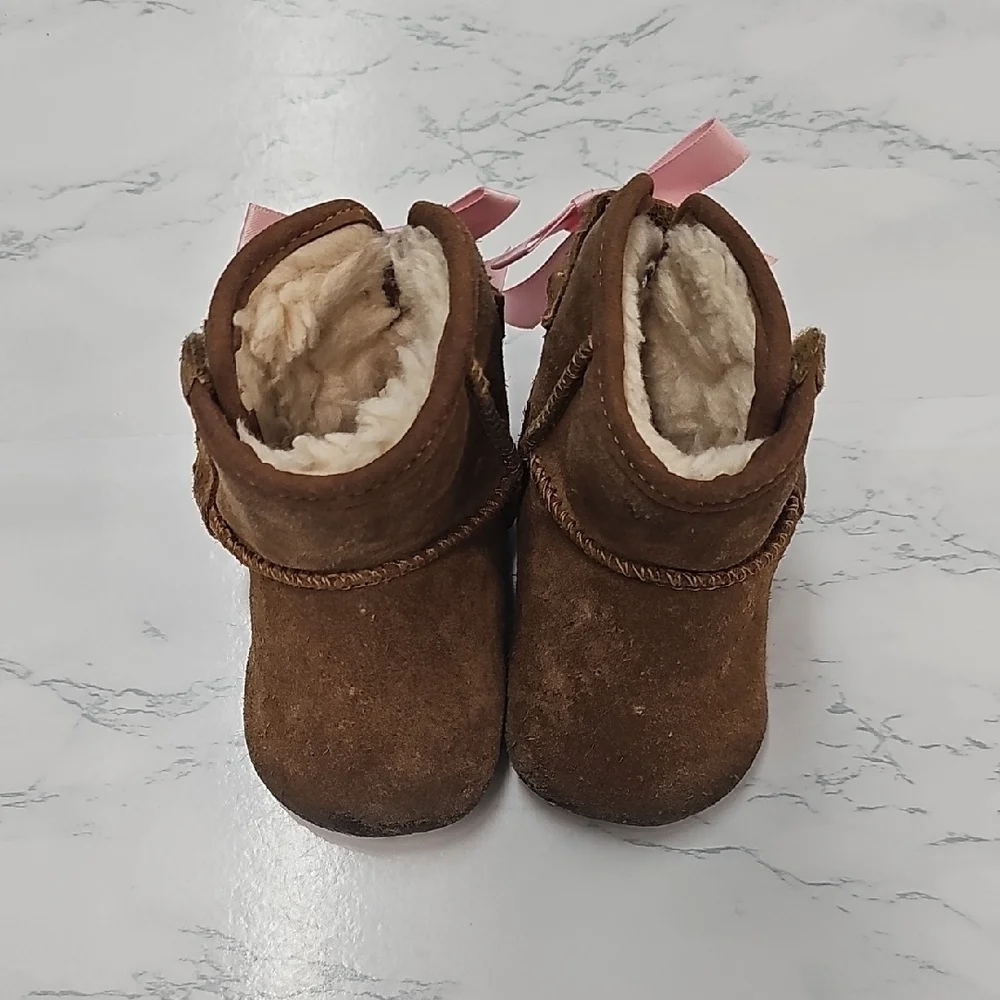 UGG Jessie Bow Brown Baby Booties with Pink Bow- Size 0/1